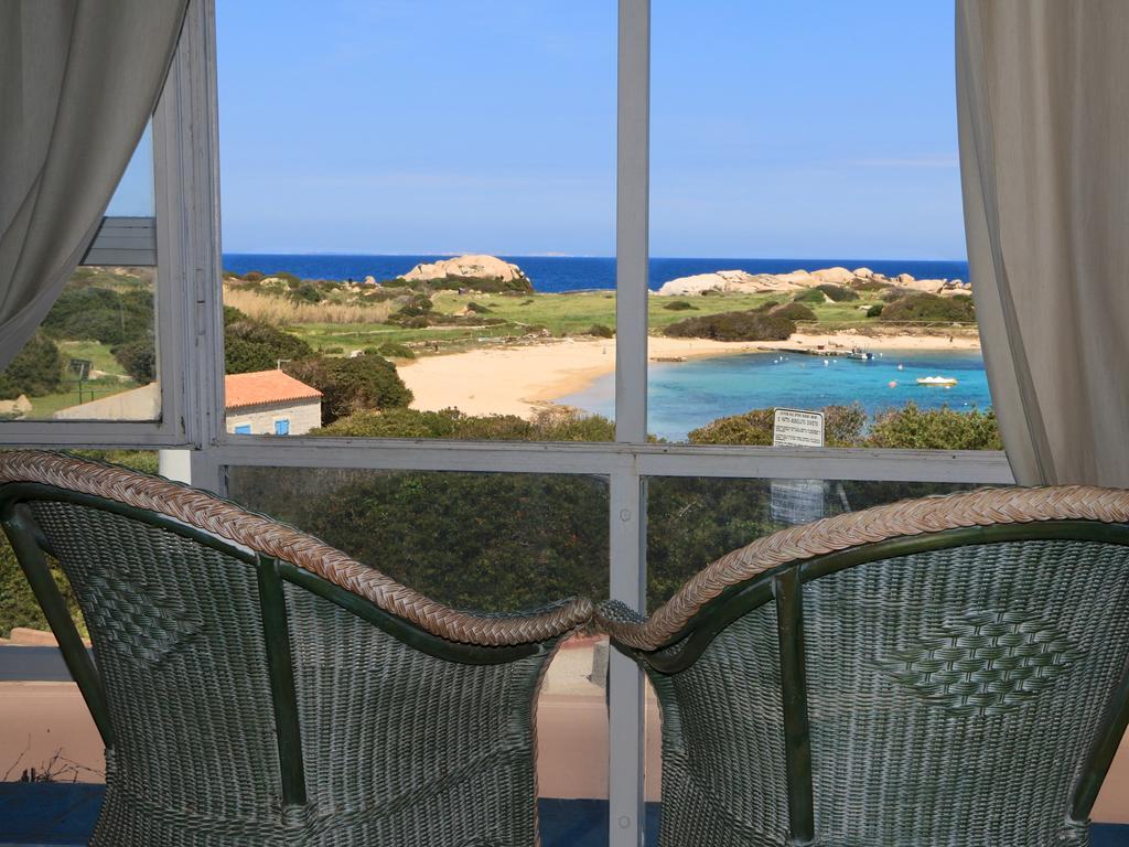 Capo Testa Vista Mare ภายนอก รูปภาพ